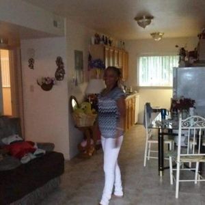 Meet your Posher, Joyce